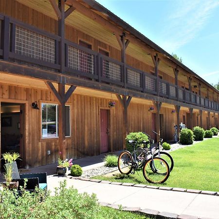 Methow River Lodge And Cabins Уинтроп Екстериор снимка