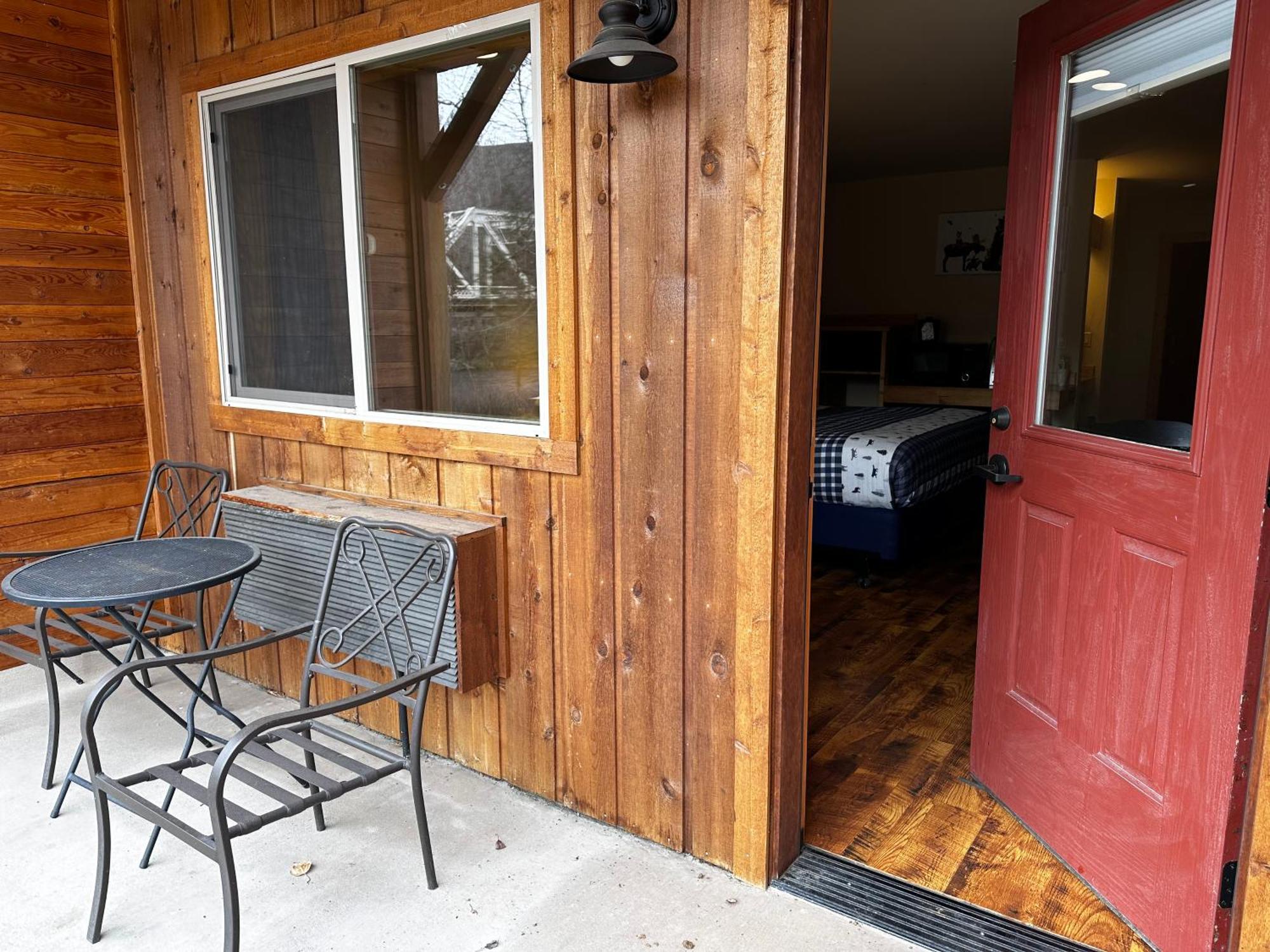 Methow River Lodge And Cabins Уинтроп Екстериор снимка